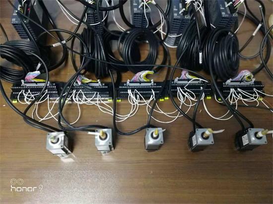 號(hào)外！號(hào)外_三菱定位新用法：FX5U內(nèi)置32軸總線(xiàn)定位！
